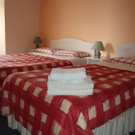 Hy Breasal B&B Achill Sound Екстер'єр фото