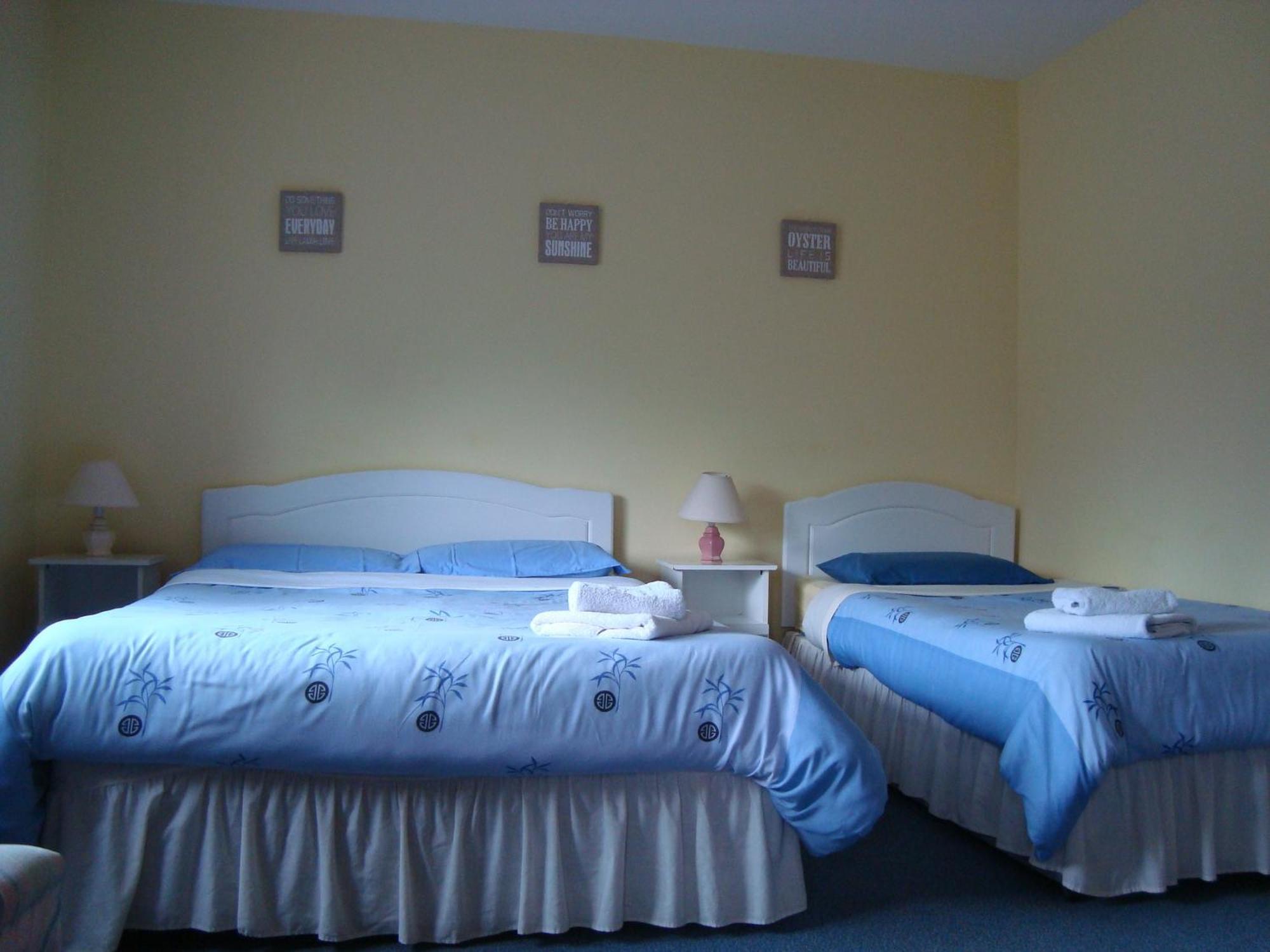 Hy Breasal B&B Achill Sound Екстер'єр фото