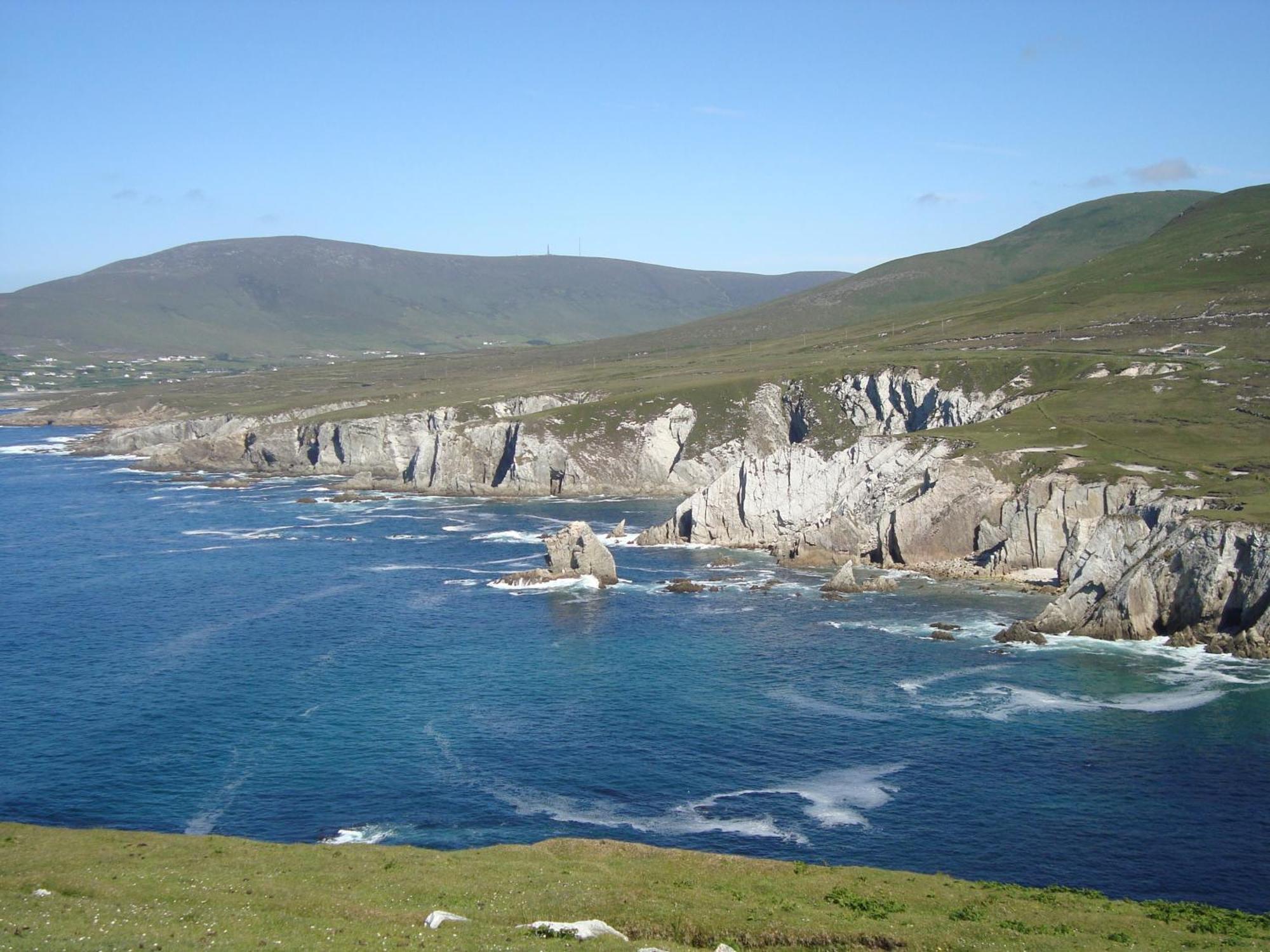 Hy Breasal B&B Achill Sound Екстер'єр фото