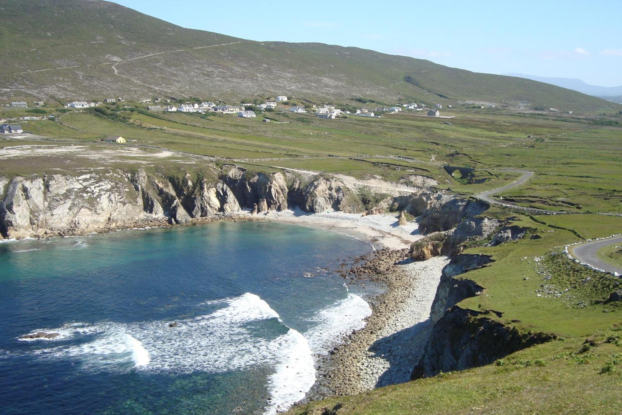 Hy Breasal B&B Achill Sound Екстер'єр фото